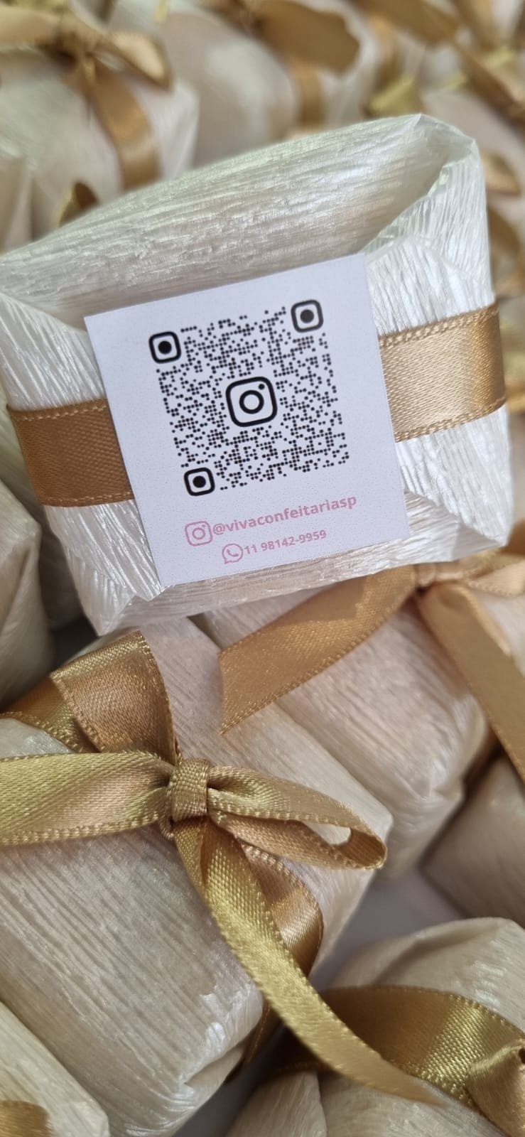 Lote de bem-casados com etiqueta personalizada da ViVa Confeitaria SP