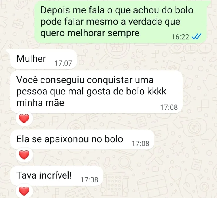 Depoimento de cliente Jessy agradecendo pelo bolo de aniversário da mãe
